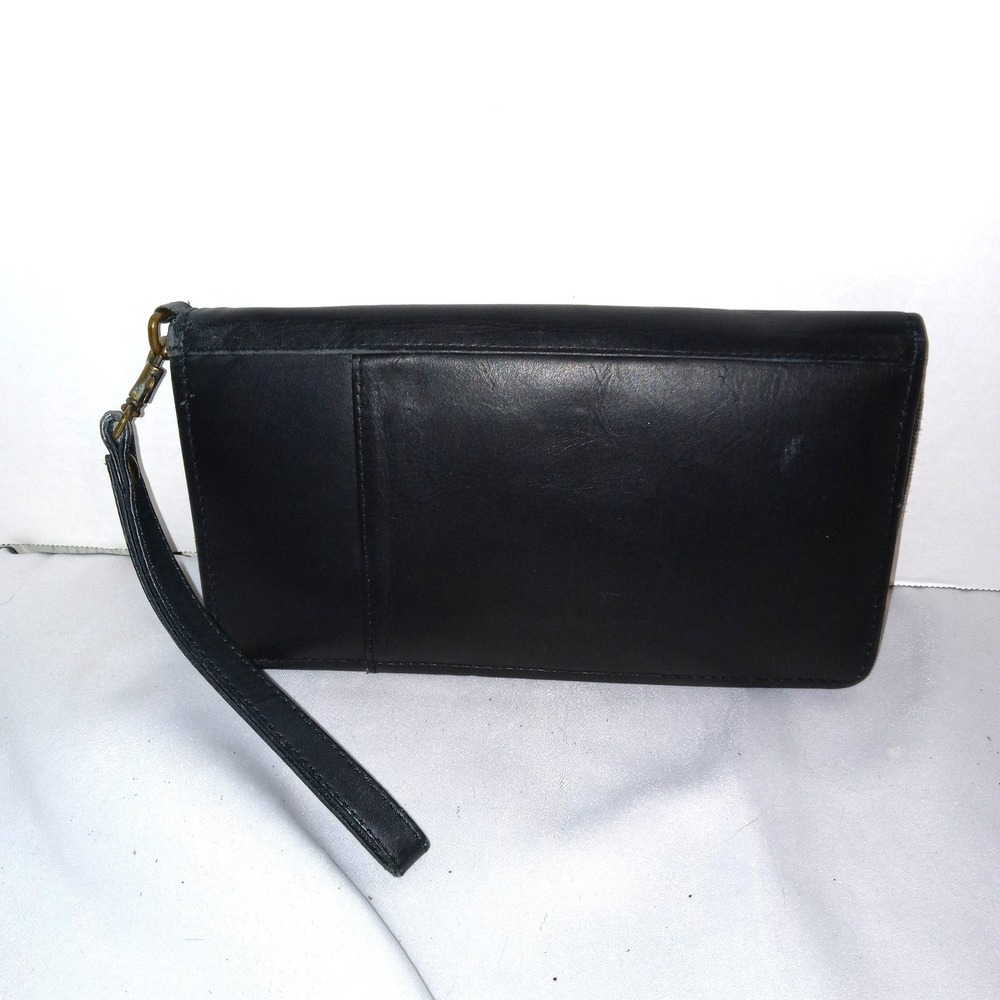 St. Dennis Wristlet Wallet Women OS Black Leather Zip Around Travel Organizer